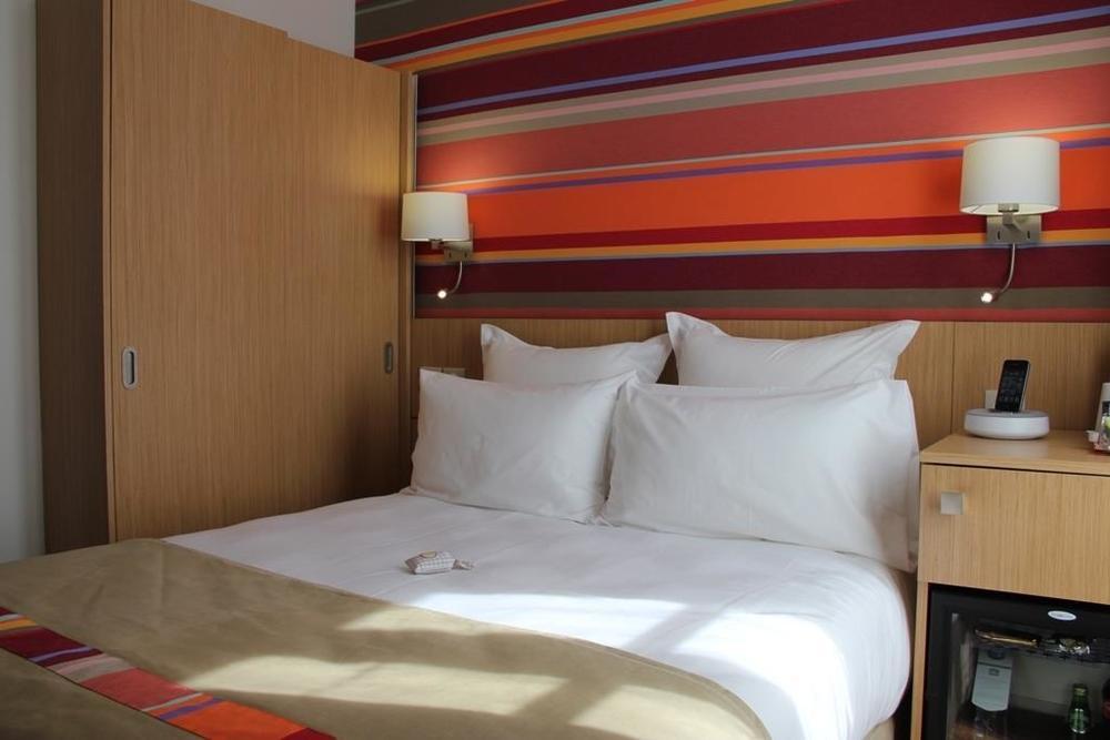 Best Western Hotel Du Mucem Marseille Room photo